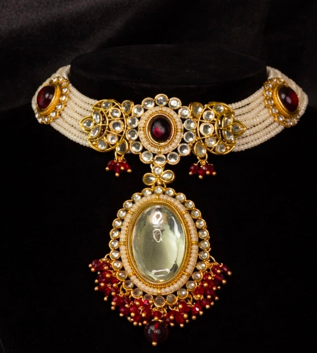 Pearl Radiance Jadau Jewelry Set